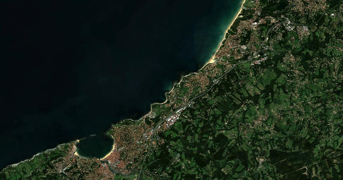 Spot de Saint-Jean-de-Luz · Mayarco