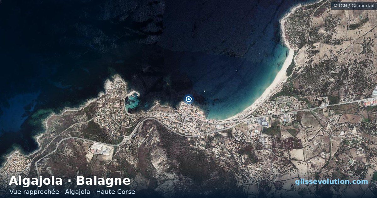 Vue aérienne rapprochée du spot de Algajola