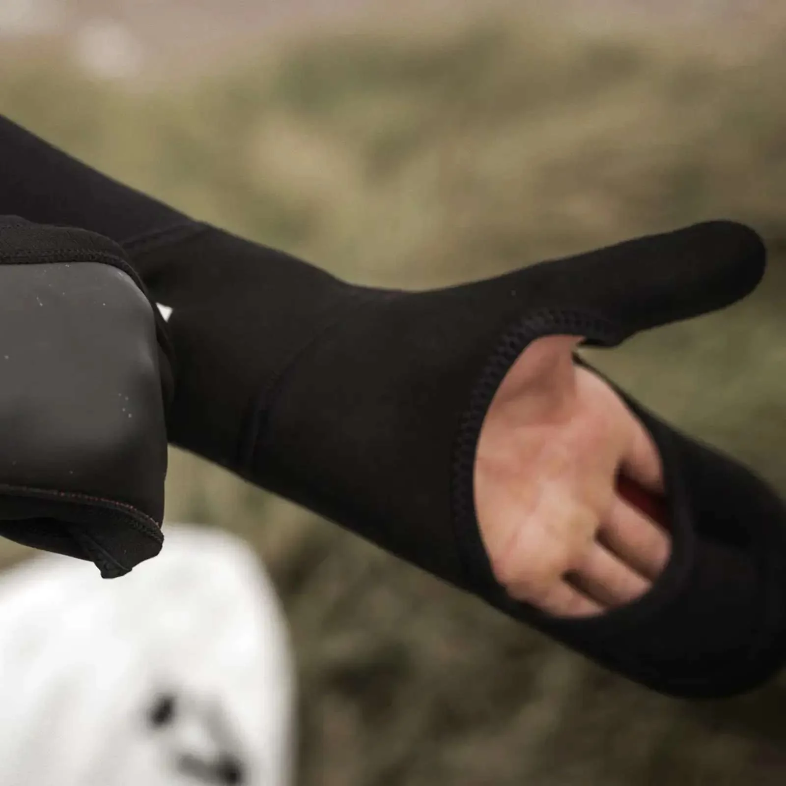 ION OPEN PALM MITTEN 2.5 - detaljeret visning