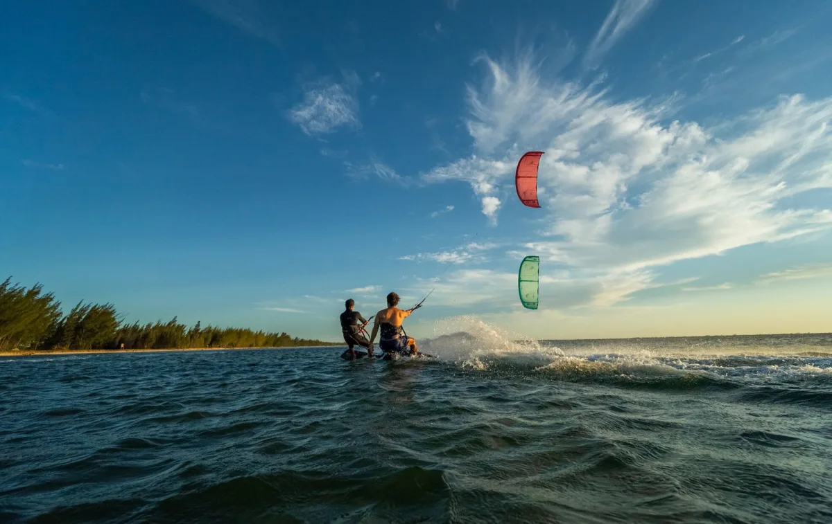 Duotone Evo 2025 en acción en kitesurf