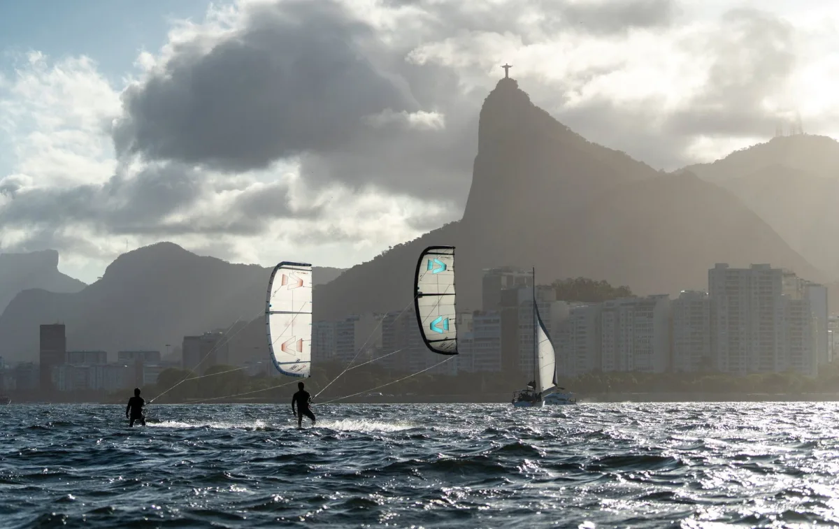 Duotone Evo SLS 2026 en action en kitesurf