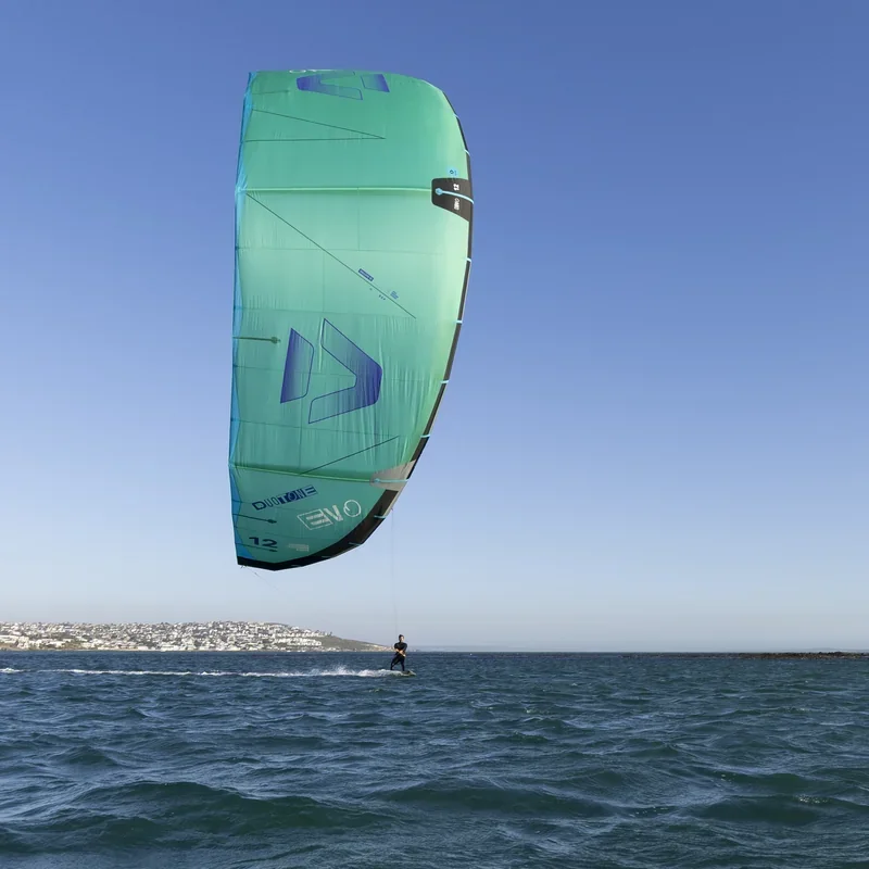 KITESURF PACK DUOTONE EVO 2026 + TRUST BAR 2026 + SELECT CONCEPT BLUE 2026