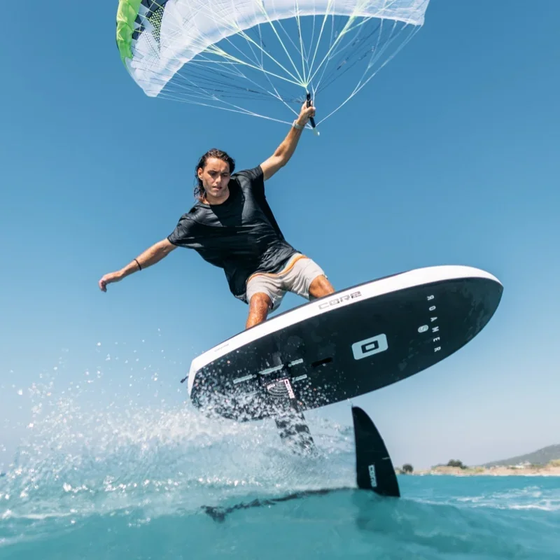 CORE ELXR foil wave en navigation