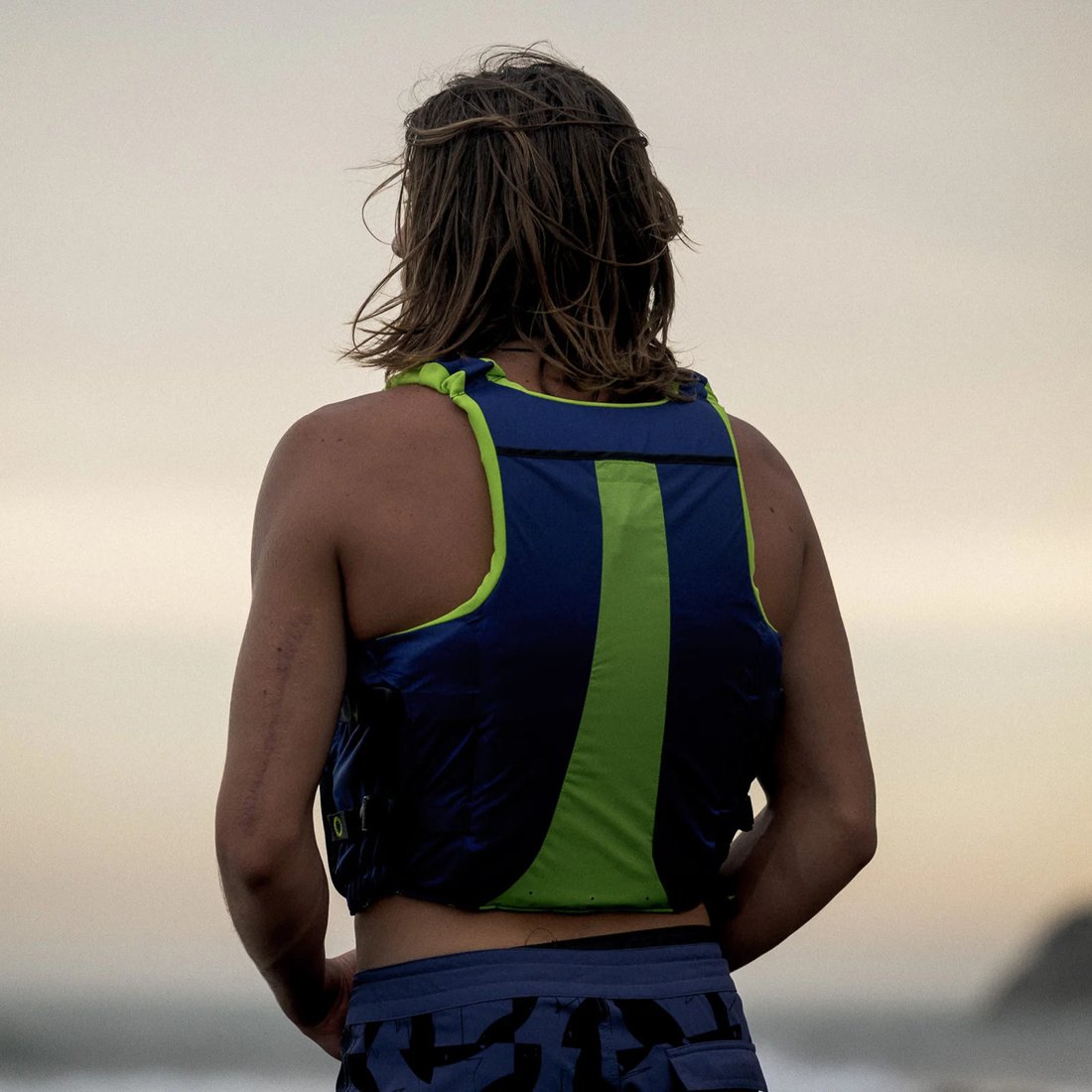 ION Booster X Vest - action Blue back