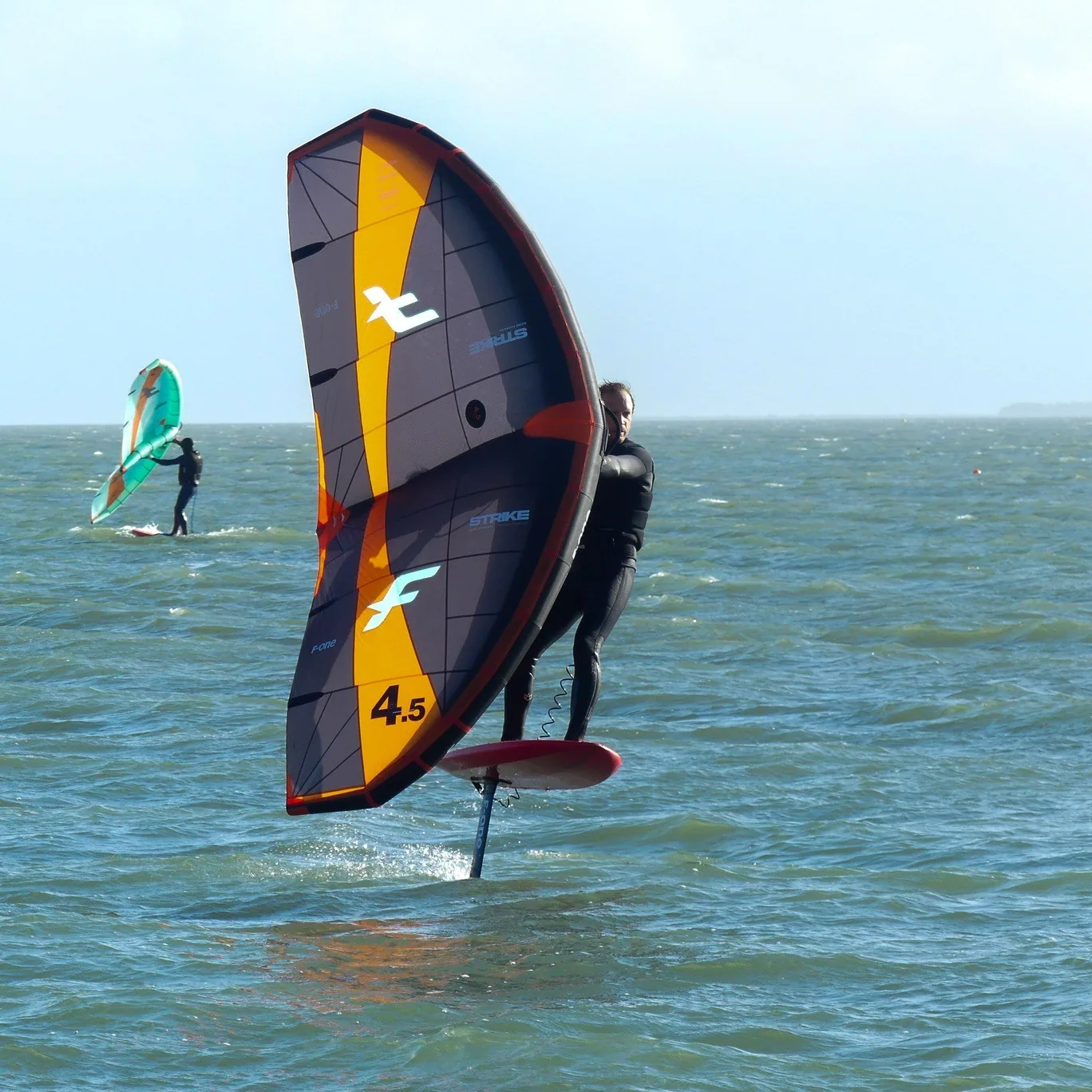 Rico Jubin teste la F-One Strike V4