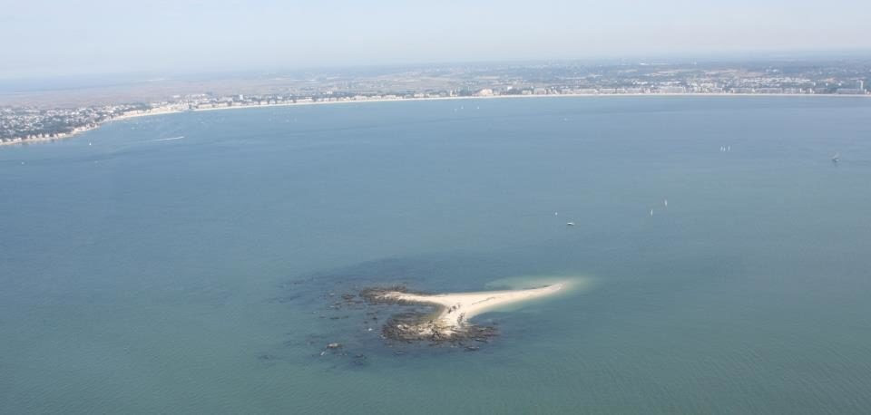 Des raids vers l'île des Evens - DERBY Kite & Wing foil #2023