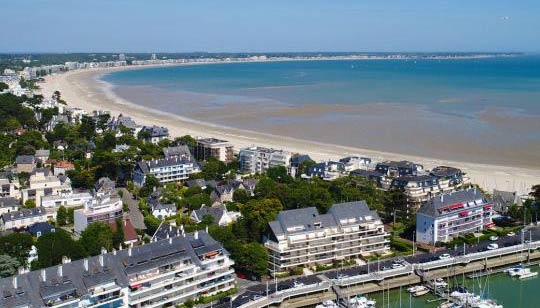 Spot de kitesurf de La Baule, plage Benoît : bassines flat à marée basse
