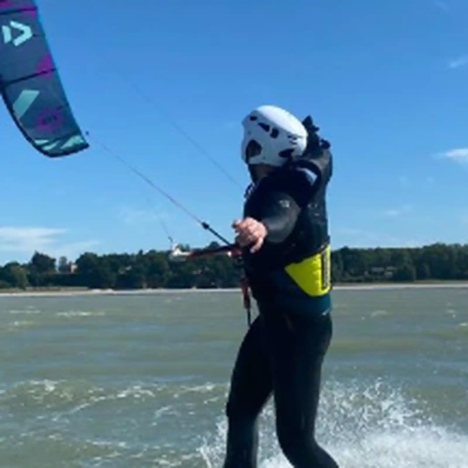 Session de kitefoil Evo Ride à Saint-Malo